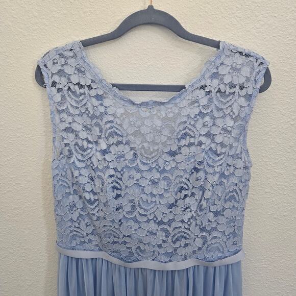 David's Bridal Women's Bridesmaid Dress Light Blue w/ Lace & Chiffon  Sz 14 - Picture 2 of 6